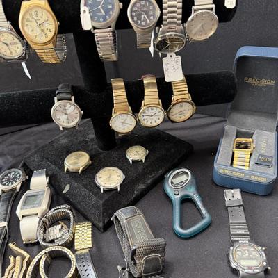 Sale Photo Thumbnail #54: Men’s Vintage and Modern Watches fossil and Addis and more.