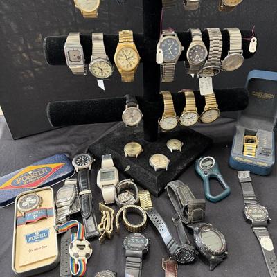 Sale Photo Thumbnail #48: Men’s Vintage and Modern Watches fossil and Addis and more.