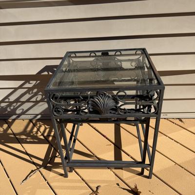 Two Metal Nesting Tables (UD-MG)