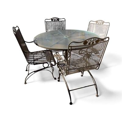 Metal Patio Table & Four Chairs (UD-MG)