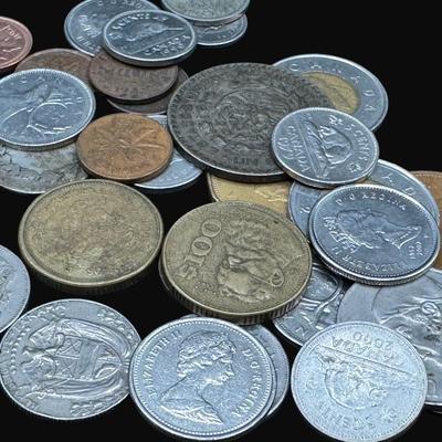 Sale Photo Thumbnail #476: Total of 32 pieces. [JP]