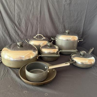 Circulon Pots & Pans (K-MG)