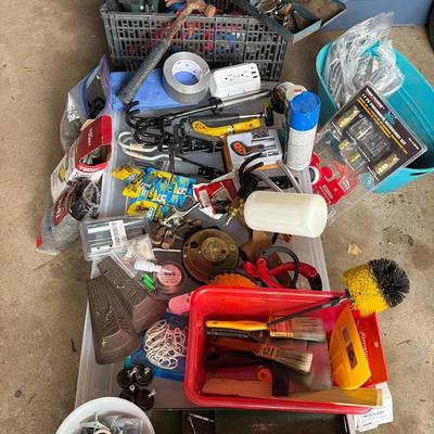 Sale Photo Thumbnail #137: Tools, Tow straps, extension cord, casters, lights, tiling tools and more