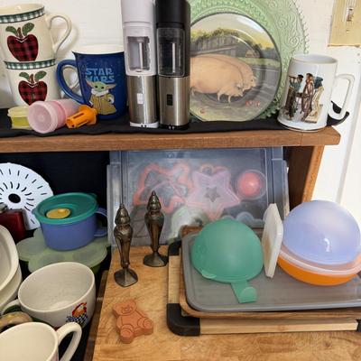 Sale Photo Thumbnail #149: Kitchen Items, Corning Ware, Corelle, Cutting Boards and more.