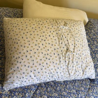 Tommy Hilfiger Matching Twin Bedding (BGB-SS)