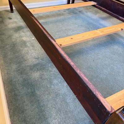 A Pair of Antique Twin Beds (BGB-SS)