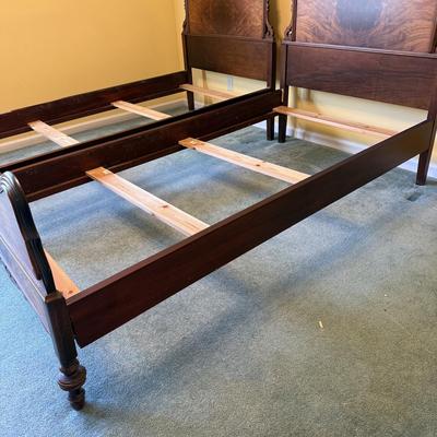 A Pair of Antique Twin Beds (BGB-SS)