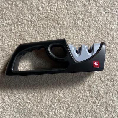 Zwilling J.A. Henckels Knives in a Knife Block (BP-BC)