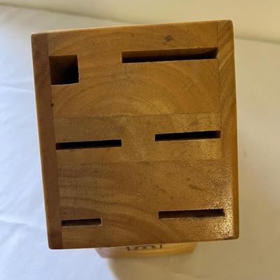 Zwilling J.A. Henckels Knives in a Knife Block (BP-BC)