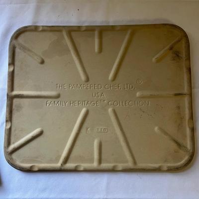 The Pampered Chef Kitchen Bakeware and More (BP-BC)