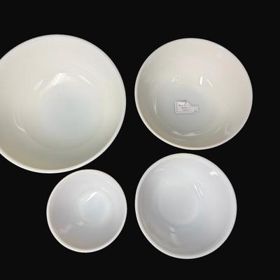 Sale Photo Thumbnail #645: Includes a set of two butterfly gold nesting bowls, and two Shenandoah mixing bowls. Total of four bowls. Measurement of largest: 10.5” Diameter. [CS]