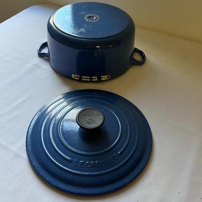 LeCrueset Cookware and Warming Plate (BP-BC)