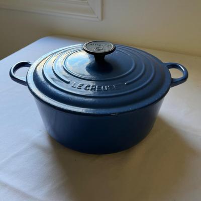 LeCrueset Cookware and Warming Plate (BP-BC)