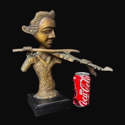 Sale Photo Thumbnail #661: Unsigned. Measurement: 13”H. [DR]