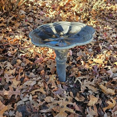 Scalloped Top Metal Bird Bath (BY-JS)
