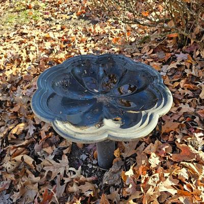 Scalloped Top Metal Bird Bath (BY-JS)