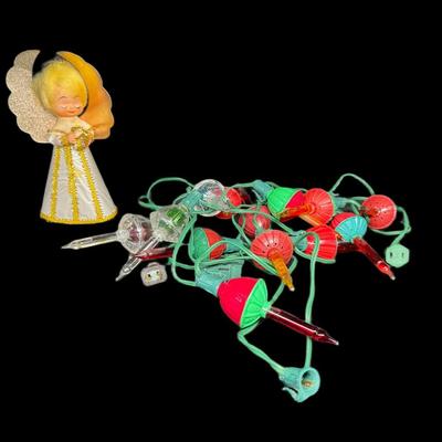 Sale Photo Thumbnail #691: Includes a vintage tree topper, and bubble lights. Total of two pieces. Not tested. [CS]