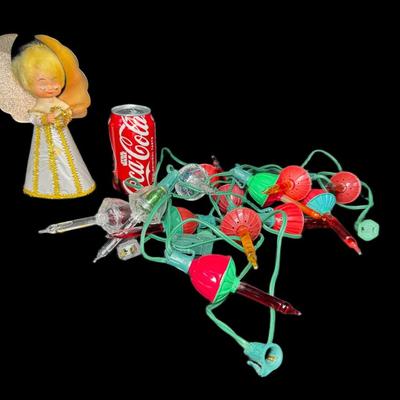 Sale Photo Thumbnail #692: Includes a vintage tree topper, and bubble lights. Total of two pieces. Not tested. [CS]