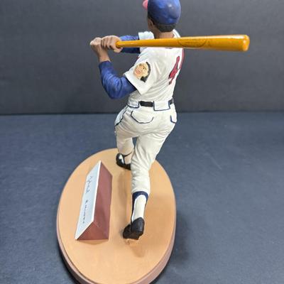 Hank Aaron Figurine - Autographed #848/1982