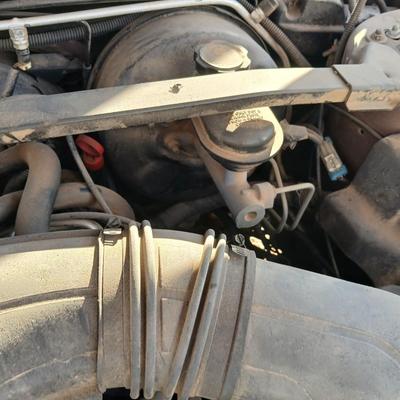 1994 Cadillac 6-person Passenger car - ninth-generation Cadillac DeVille sedan.211817 miles