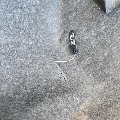 1994 Cadillac 6-person Passenger car - ninth-generation Cadillac DeVille sedan.211817 miles