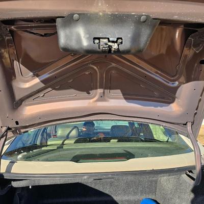 1994 Cadillac 6-person Passenger car - ninth-generation Cadillac DeVille sedan.211817 miles