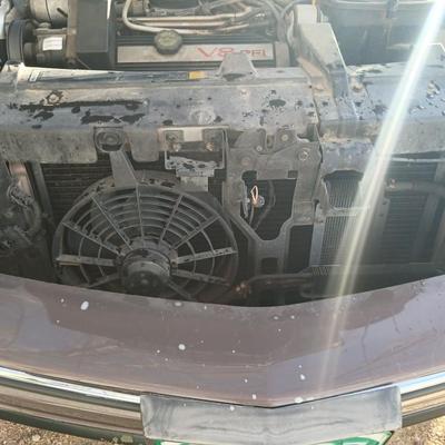 1994 Cadillac 6-person Passenger car - ninth-generation Cadillac DeVille sedan.211817 miles