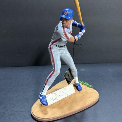 DARRYL STRAWBERRY - Autographed Figurine #1076/2500