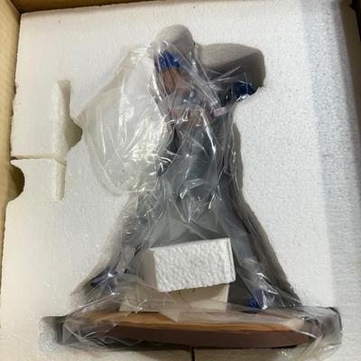 DARRYL STRAWBERRY - Autographed Figurine #1076/2500