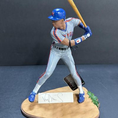 DARRYL STRAWBERRY - Autographed Figurine #1076/2500