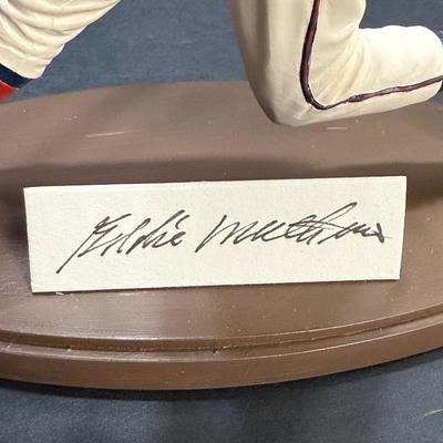 Eddie Matthews Autographed Figurine - #538/1968