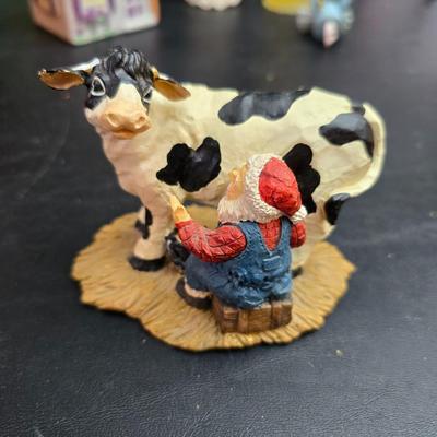 Christmas decor - Ornaments - Santa milking cow - Candle holders - Platters- Tins - Angels and more!