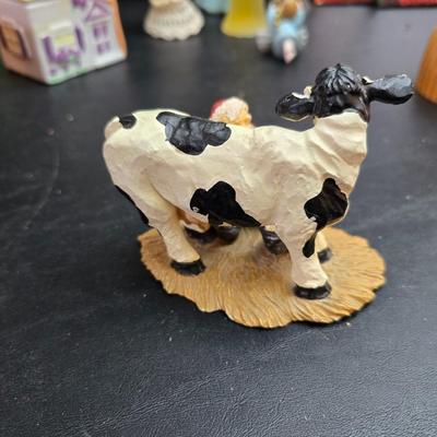 Christmas decor - Ornaments - Santa milking cow - Candle holders - Platters- Tins - Angels and more!