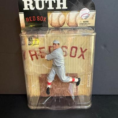 Babe Ruth - Cooperstown Collection Figurine