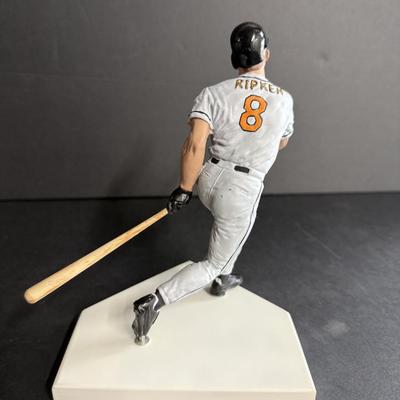 Cal Ripken Figurine - #681 Salvino