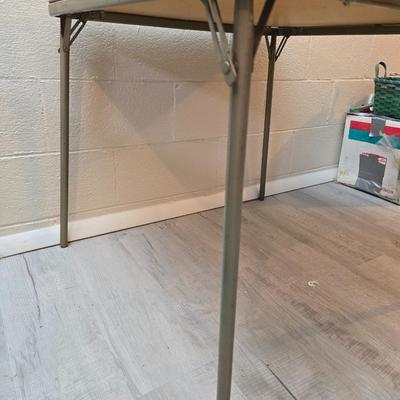 Brown card table
