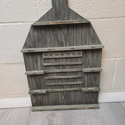 Office supplies - Paper shredder - Casio DL-250LA heavy-duty printing calculator -Barn calendar - Variety of ink pens - Phones - Binders...