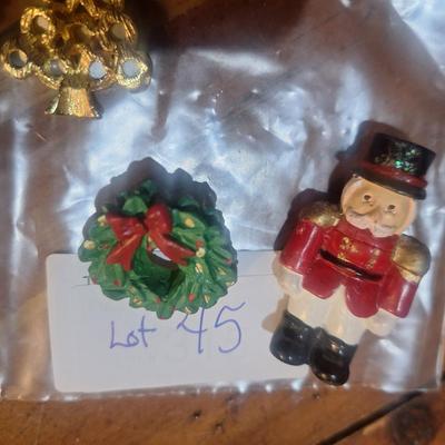 Sale Photo Thumbnail #193: Christmas Jewelry