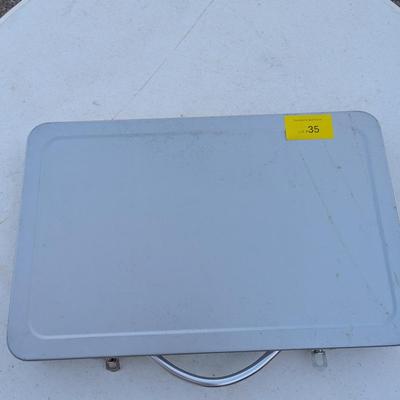 Sale Photo Thumbnail #152: Artist Drawing kit