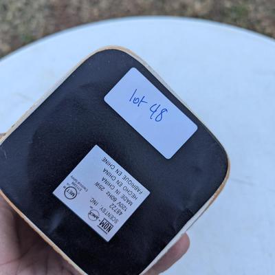 Sale Photo Thumbnail #207: new with bulbs\