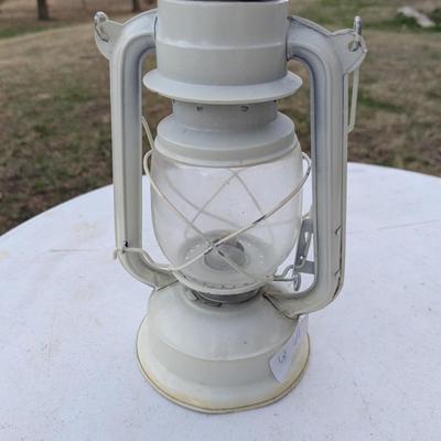 Sale Photo Thumbnail #472: Metal oil lamp