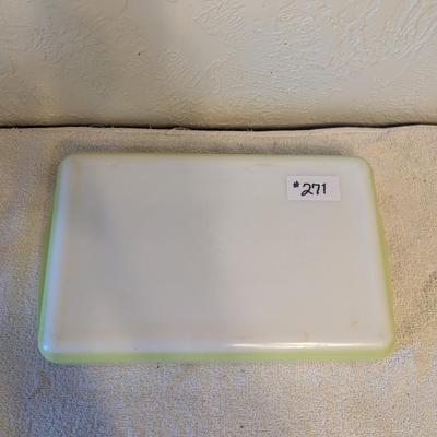 Sale Photo Thumbnail #1071: Pyrex 232  Vintage 2 quart lime green baking dish.