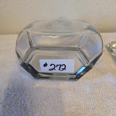 Sale Photo Thumbnail #1089: Clear glass wine decanter