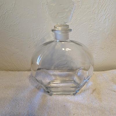 Sale Photo Thumbnail #1086: Clear glass wine decanter