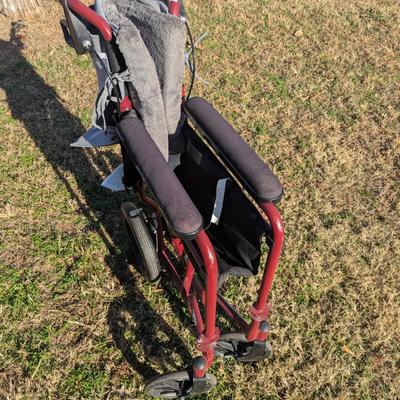 Sale Photo Thumbnail #1096: Transport wheel chair