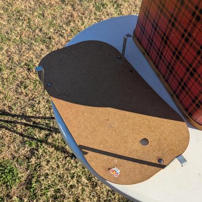 Sale Photo Thumbnail #1110: Picnic basket and accessories
