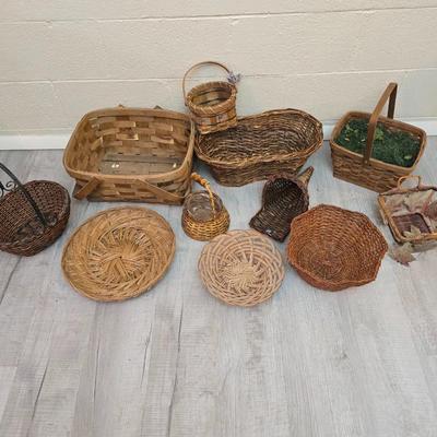 Dark colored wicker baskets