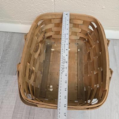 Dark colored wicker baskets