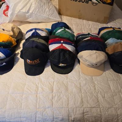 50 Baseball caps / Trucker caps / Hats Most advertising agriculture