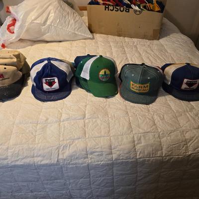50 Baseball caps / Trucker caps / Hats Most advertising agriculture